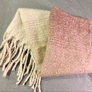 Mer-sea Cozy Scarf